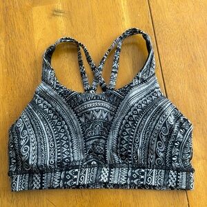 lululemon athletica Black and White Printed Strappy Sports Bra